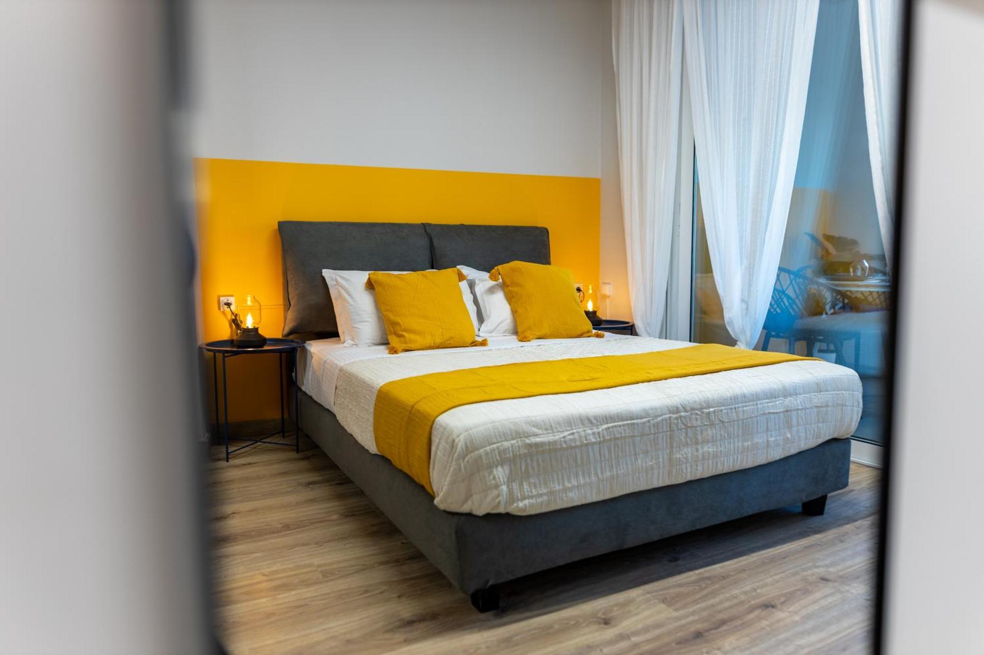 Athenian Sensations Apartments And Suites In The Heart Of Афины Экстерьер фото